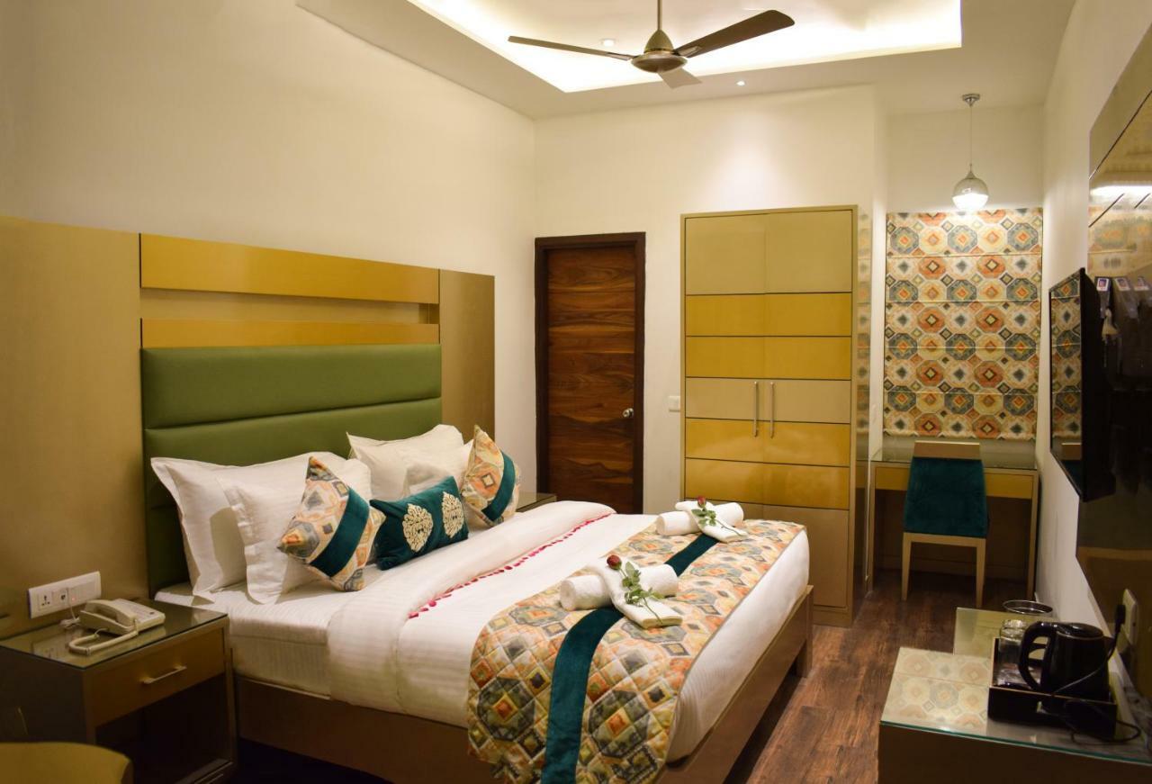 วัน เอิร์ธ จีจี รีเจนซี Hotel อัมริตสา ภายนอก รูปภาพ